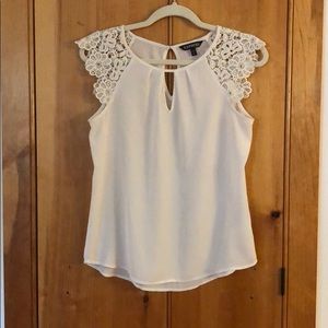 Express White Top
